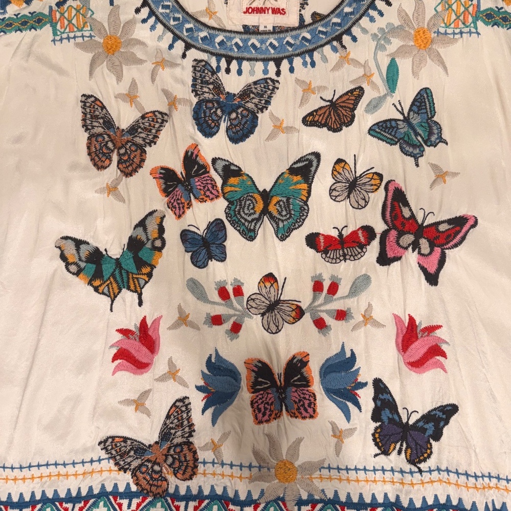 Johnny Was BIYA Butterfly Top - Picture 2 of 16